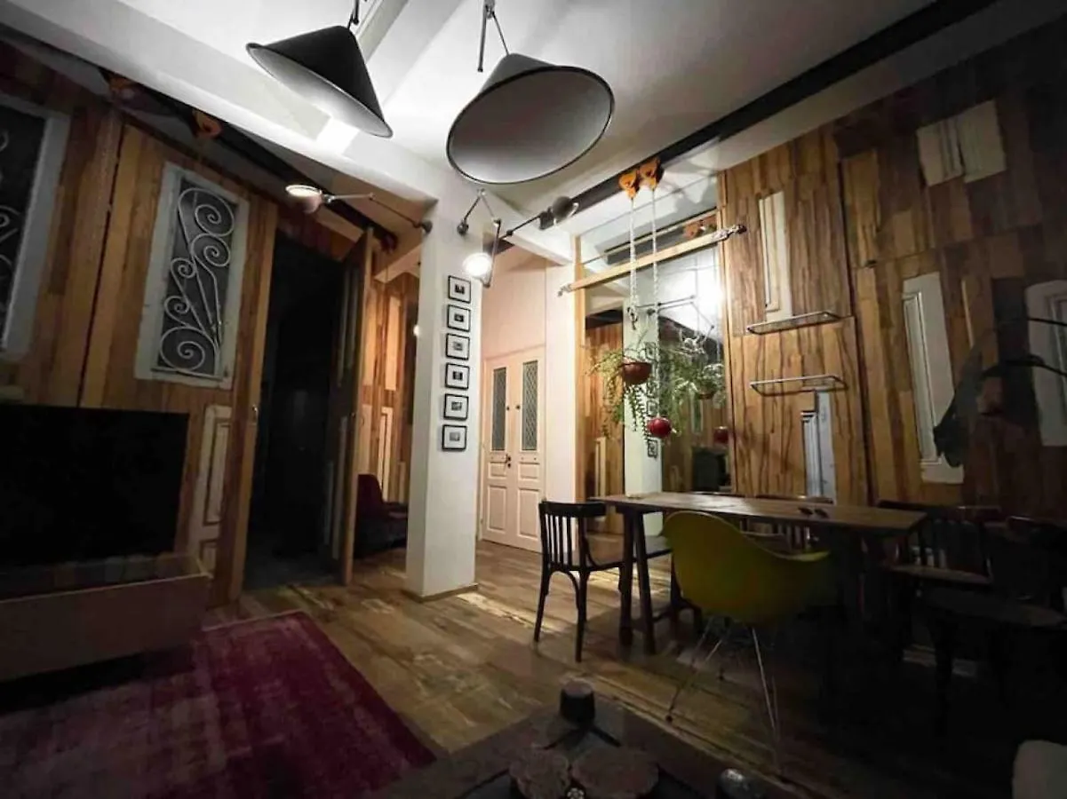 Designer 1Br Apt In Gemmayze Beirut Apartment