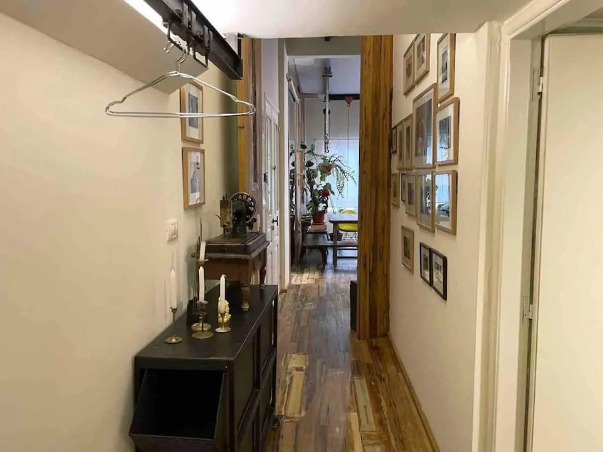 Apartment Designer 1Br Apt In Gemmayze Beirut